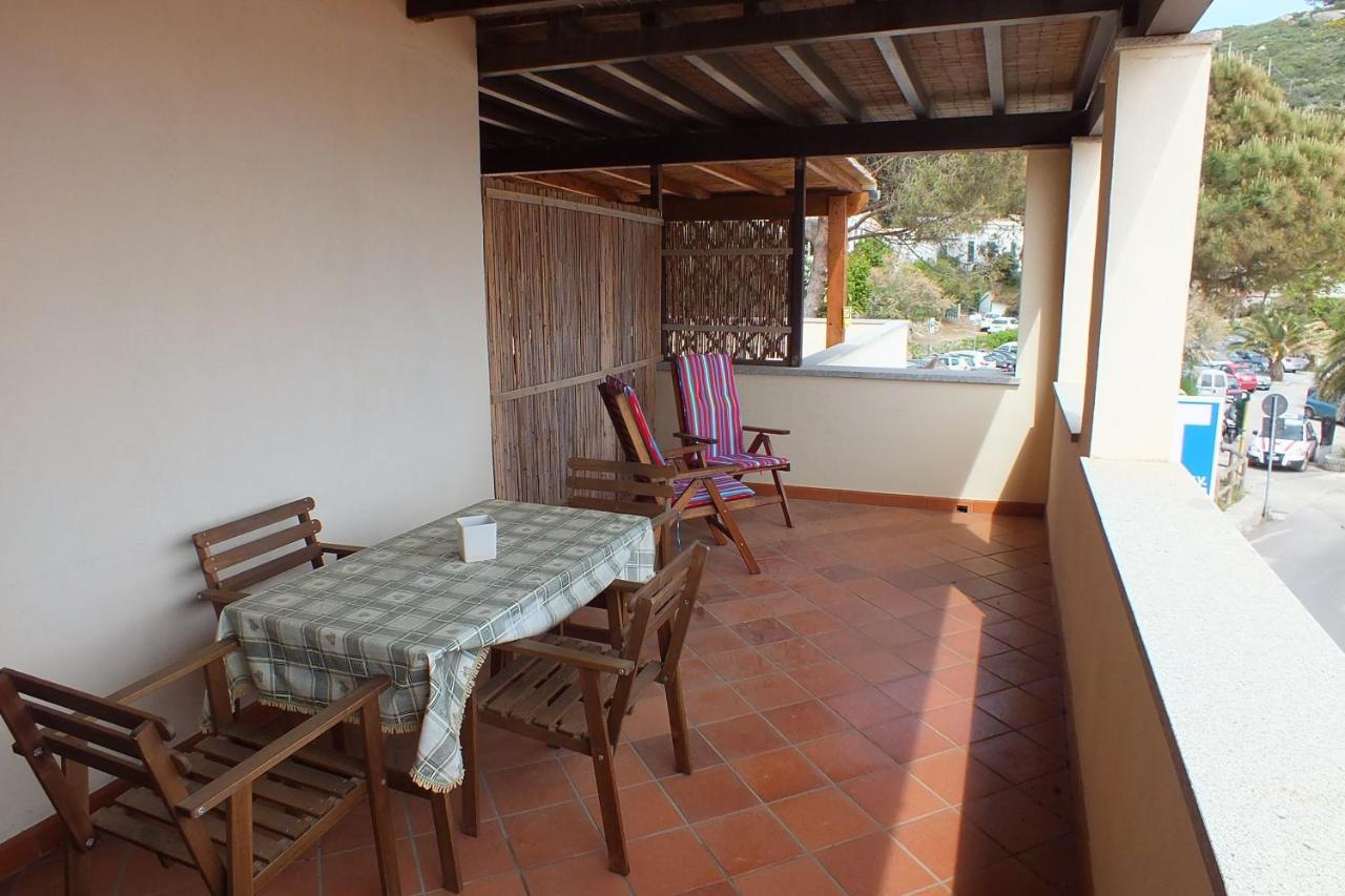 Apartament Le Soleil Spiaggia di Cavoli Zewnętrze zdjęcie