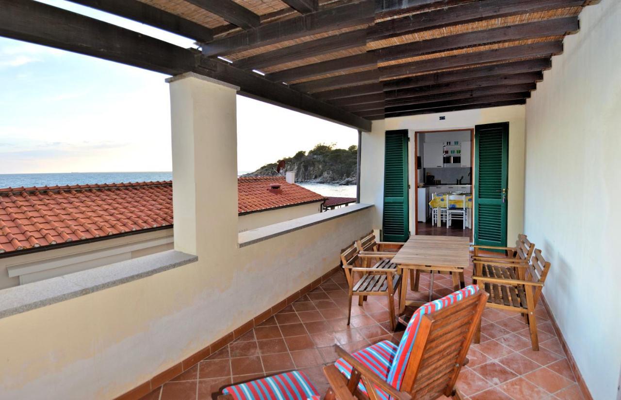 Apartament Le Soleil Spiaggia di Cavoli Zewnętrze zdjęcie