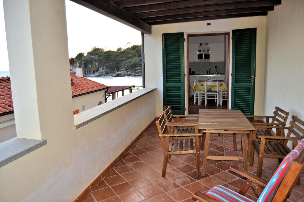 Apartament Le Soleil Spiaggia di Cavoli Zewnętrze zdjęcie