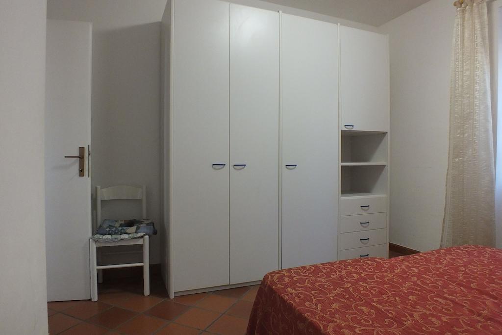 Apartament Le Soleil Spiaggia di Cavoli Pokój zdjęcie