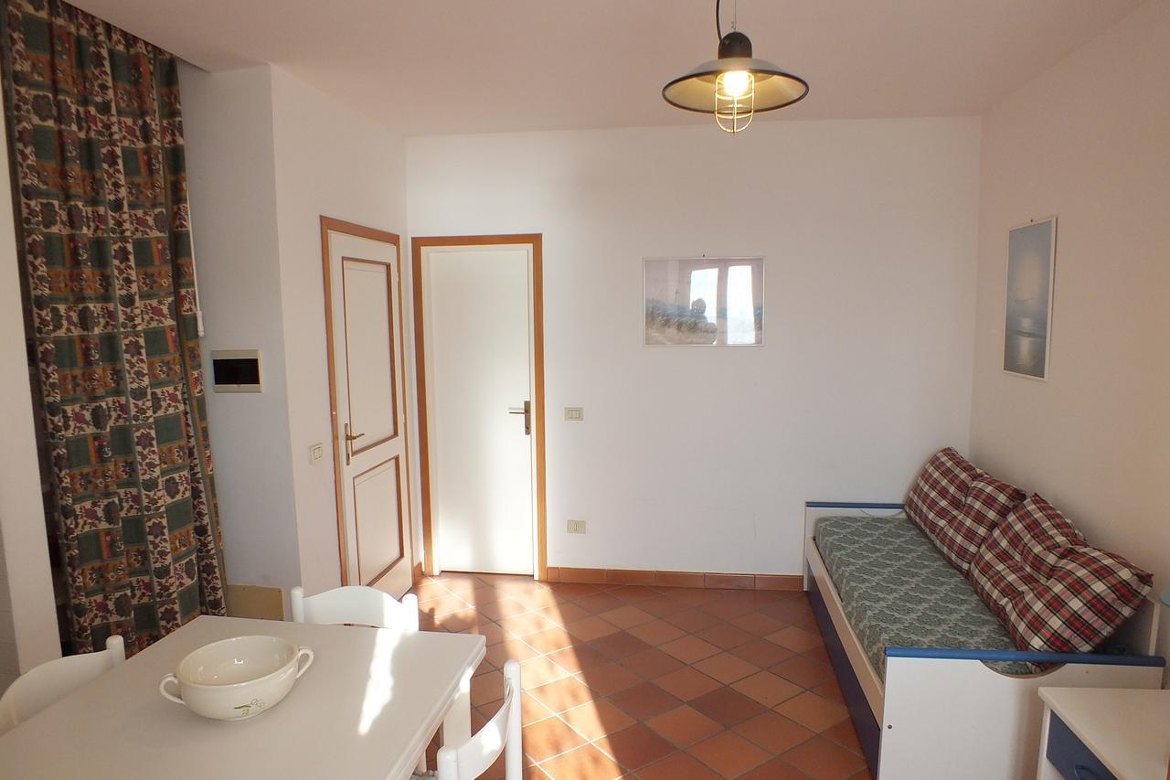Apartament Le Soleil Spiaggia di Cavoli Zewnętrze zdjęcie