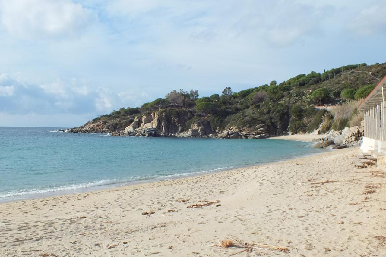 Apartament Le Soleil Spiaggia di Cavoli Zewnętrze zdjęcie